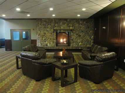 Chateau Nova Hotel Fort Mcmurray Beltér fotó